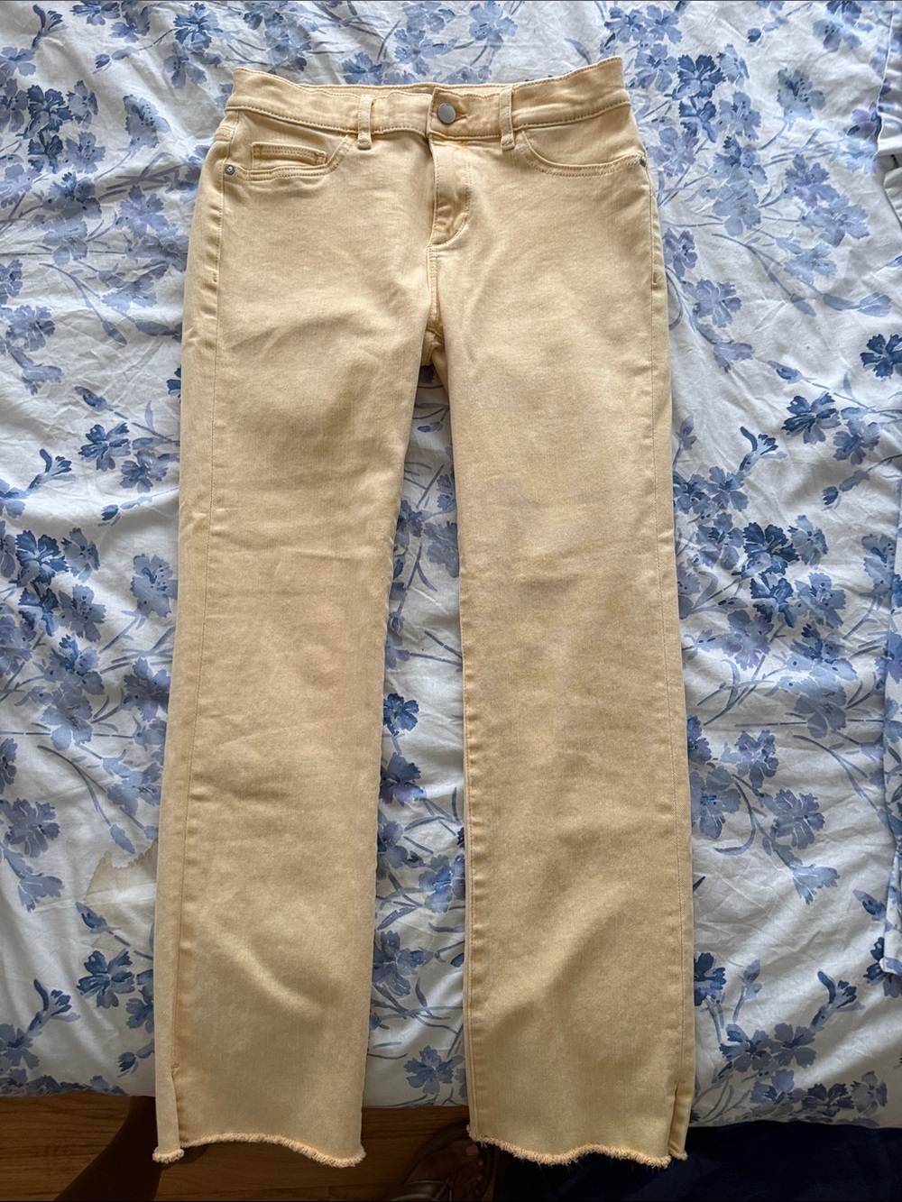 DL1961 Women's Cream-Tan Straight Leg Jeans